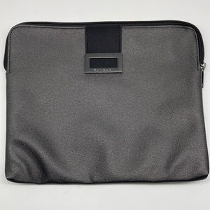 Great Bulgari pouch fits iPad like new